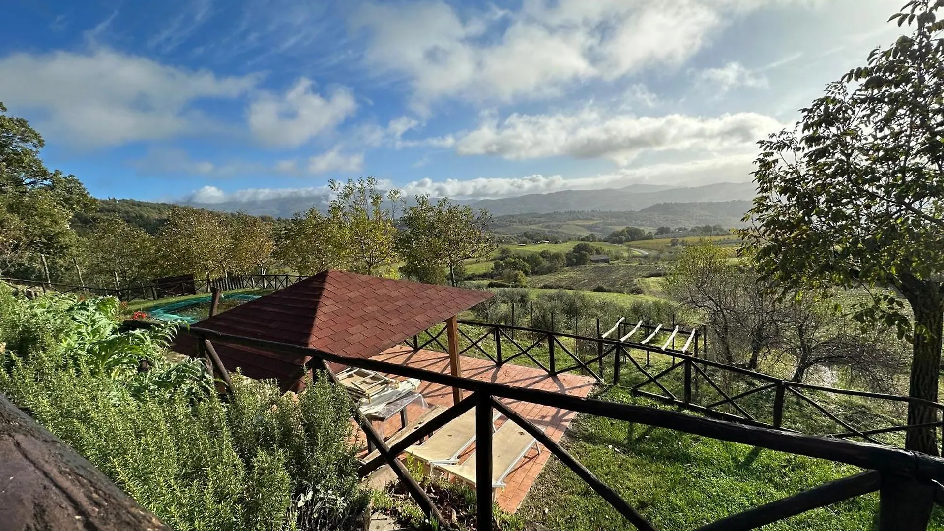 Casa Vacanze Il Puggio 카폴로나
